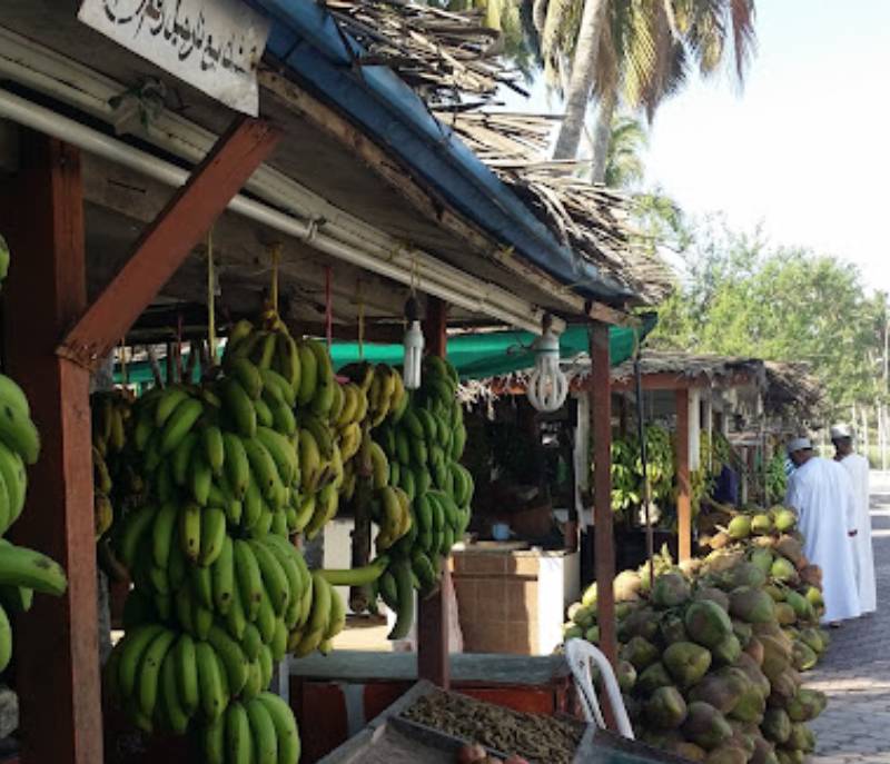 Mashli and hookah market