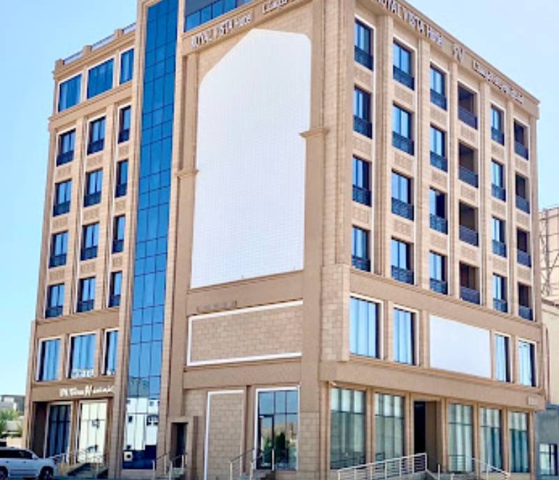 Royal Vista Hotel