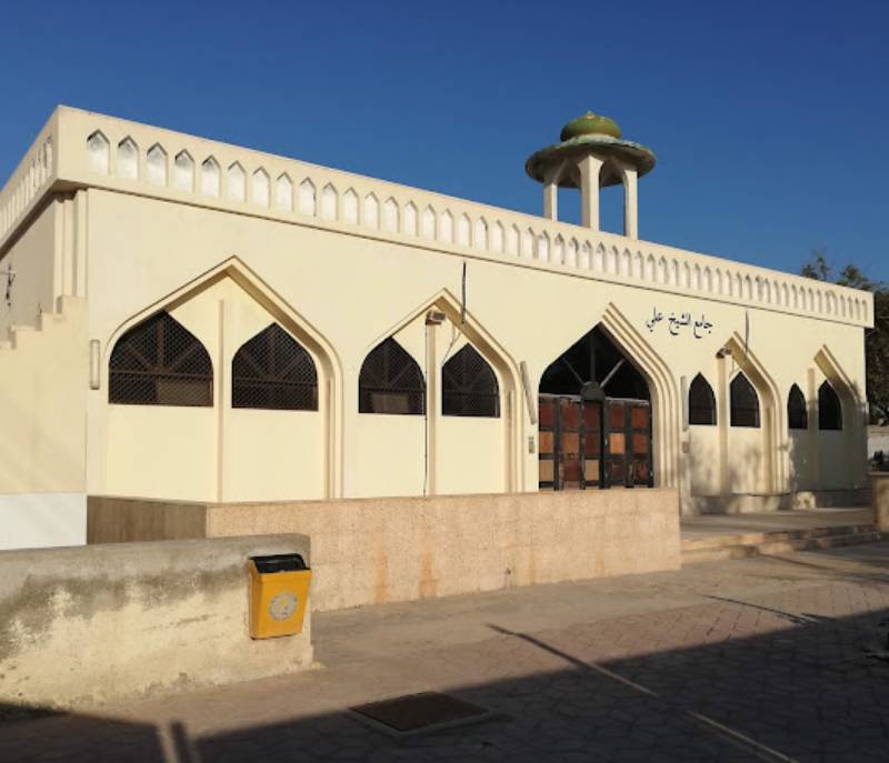Sheikh Ali Mosque in the edge
