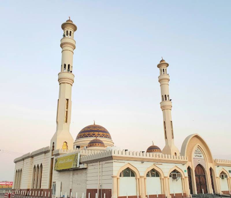 Sur Al Mazari Mosque