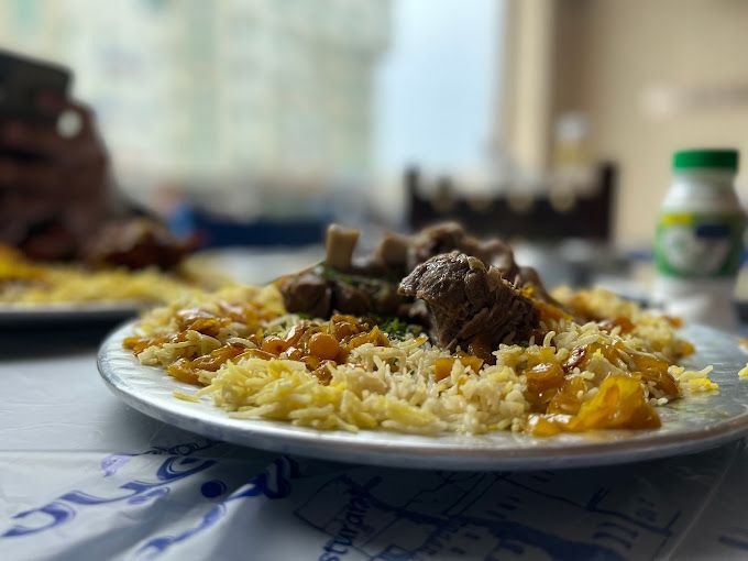 Ayal Al-Fareej Restaurant for Kuwaiti food and grills