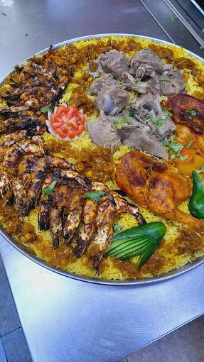 Ayal Al-Fareej Restaurant for Kuwaiti food and grills
