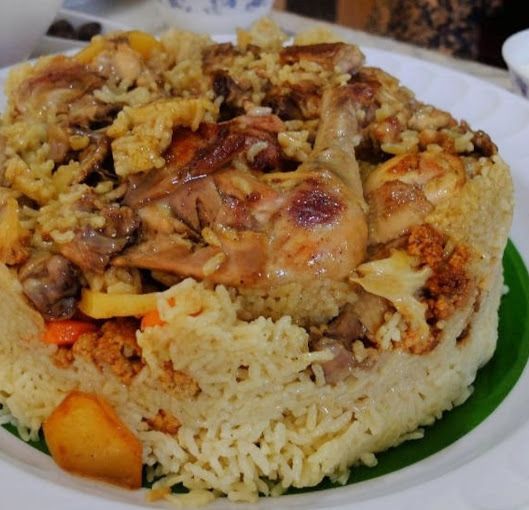 A photograph of Bait Almadbi Restaurant