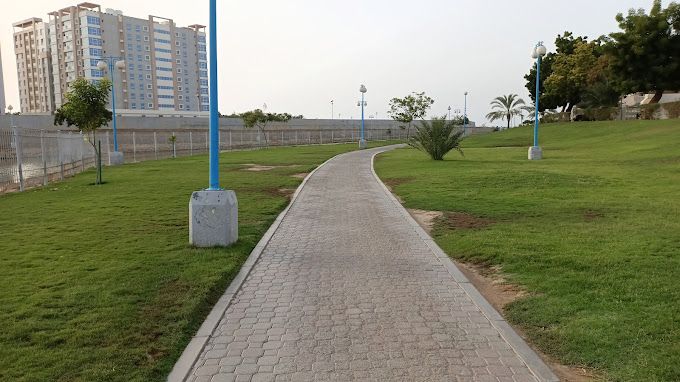 A photograph of Al Ghubrah Beach Park