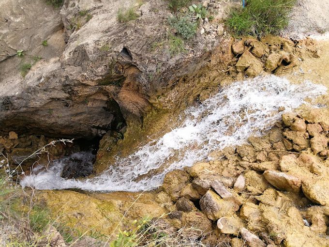 A photograph of Wadi Sayq Pool
