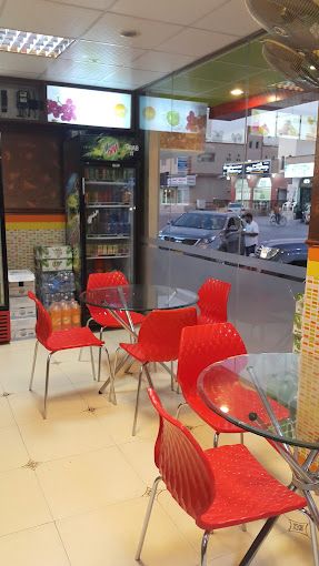 A photograph of Bin Zweiher Shawarma and juices