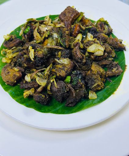 A photograph of Gulan thattukada