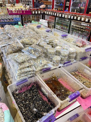 A photograph of New Alhafat  Market