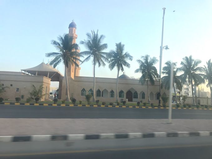 A photograph of Sheikh / Salem bin Amer Al-Rawas Mosque