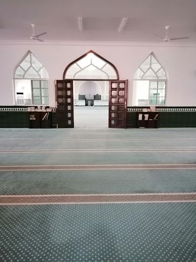 A photograph of Sheikh / Salem bin Amer Al-Rawas Mosque