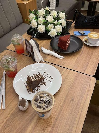 A photograph of 2OZ Cafe