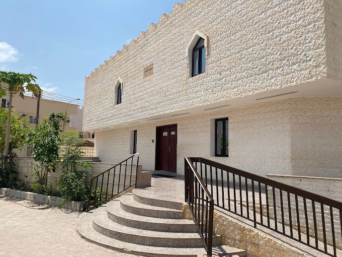 A photograph of Al-Hasani Mosque