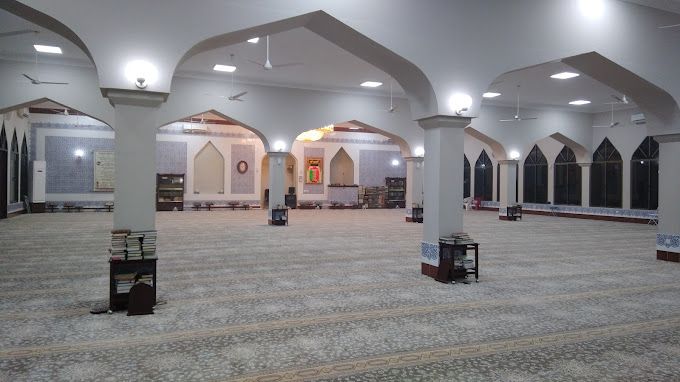 A photograph of Al-Huda Mosque