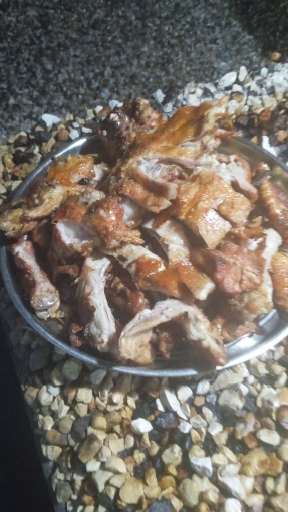 A photograph of Yemeni restaurant. Yemeni food