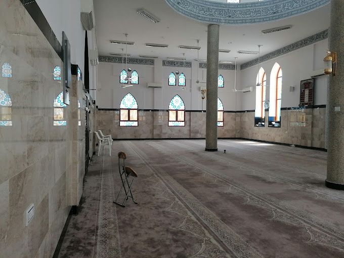 A photograph of Al-Kharusi Mosque