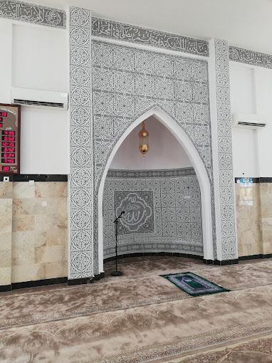 A photograph of Al-Kharusi Mosque