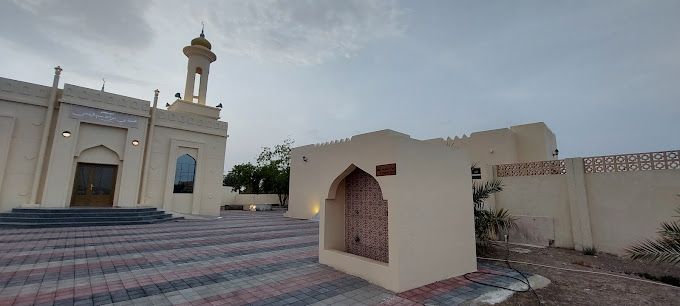 A photograph of Al Rayiysii Mosque