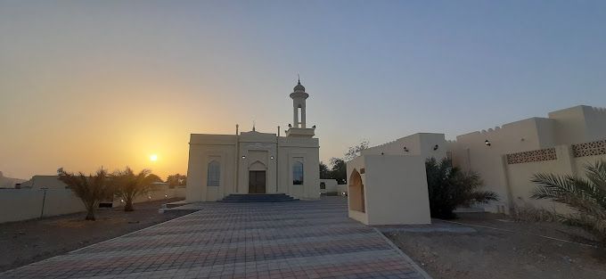 A photograph of Al Rayiysii Mosque