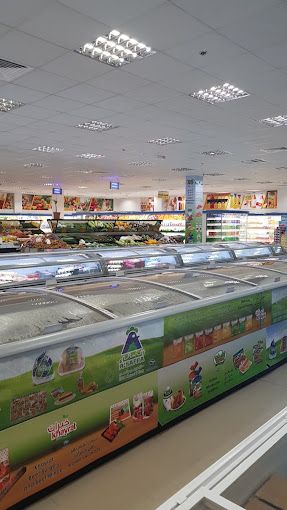A photograph of Shinas Mall