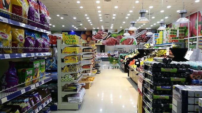 صورة لـ Luluat Shinas Hypermarket