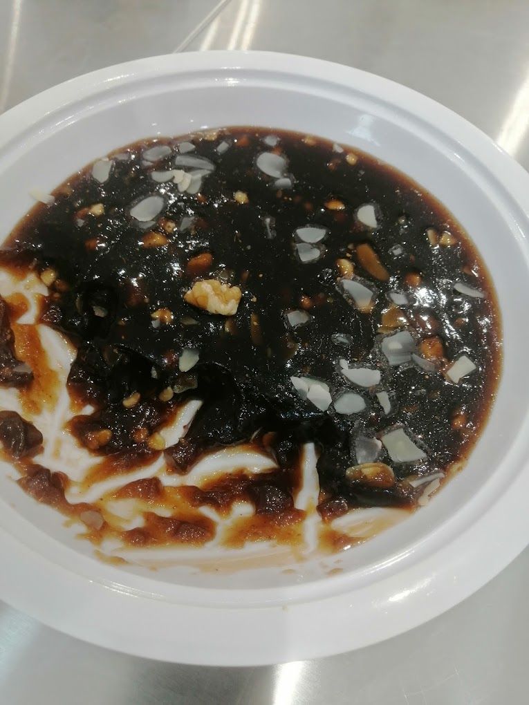 صورة لـ Al Sharqiya Omani sweets..