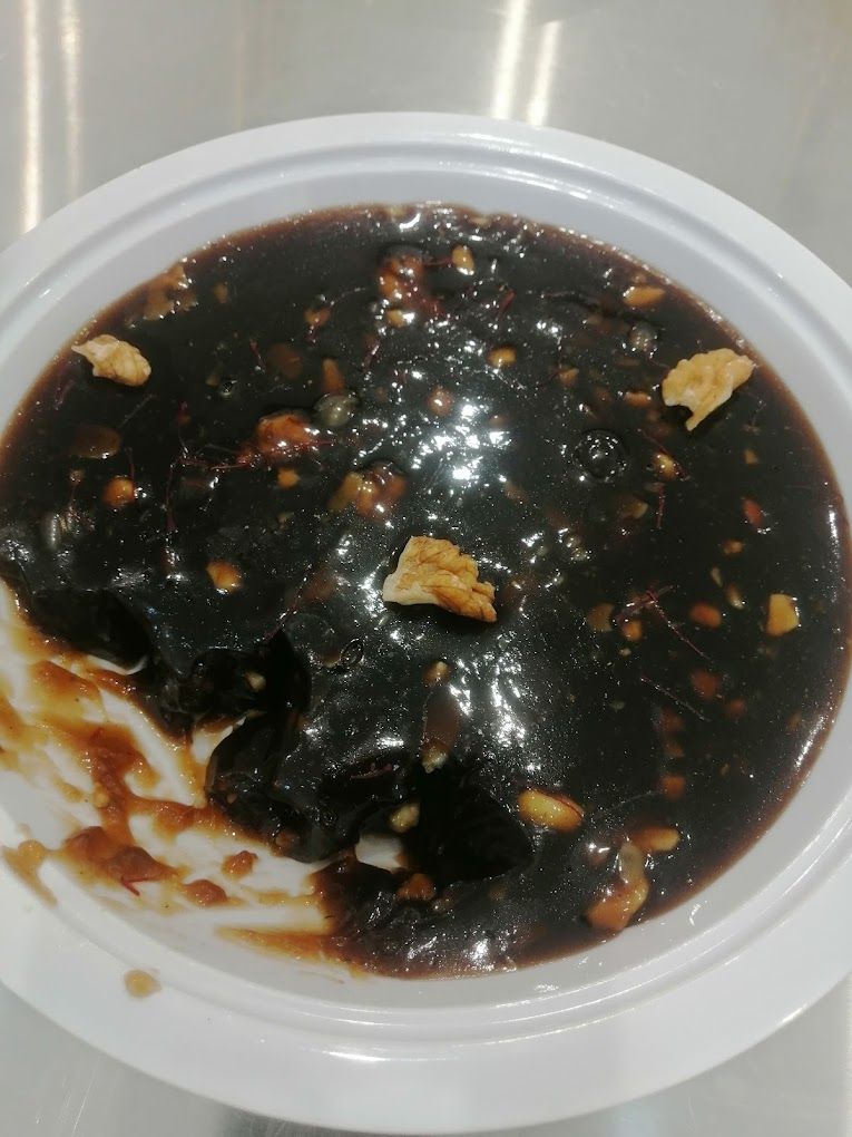 صورة لـ Al Sharqiya Omani sweets..