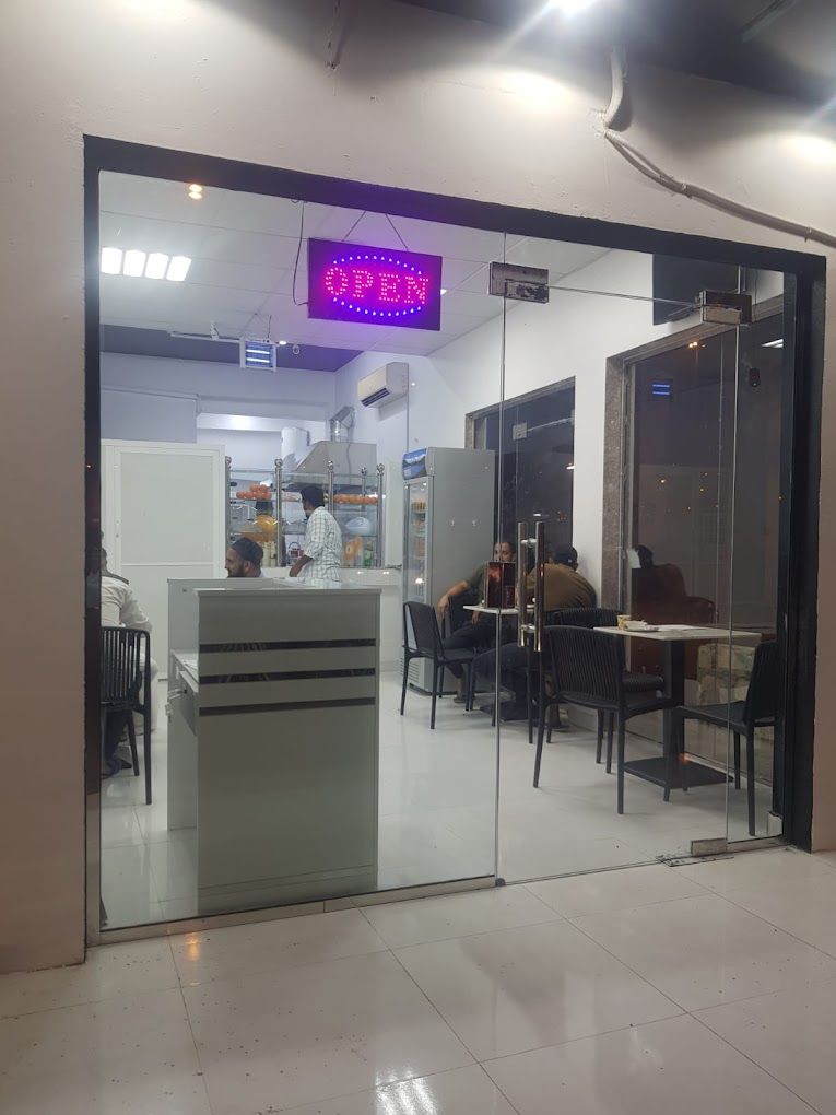 A photograph of Mumbai Fast Food