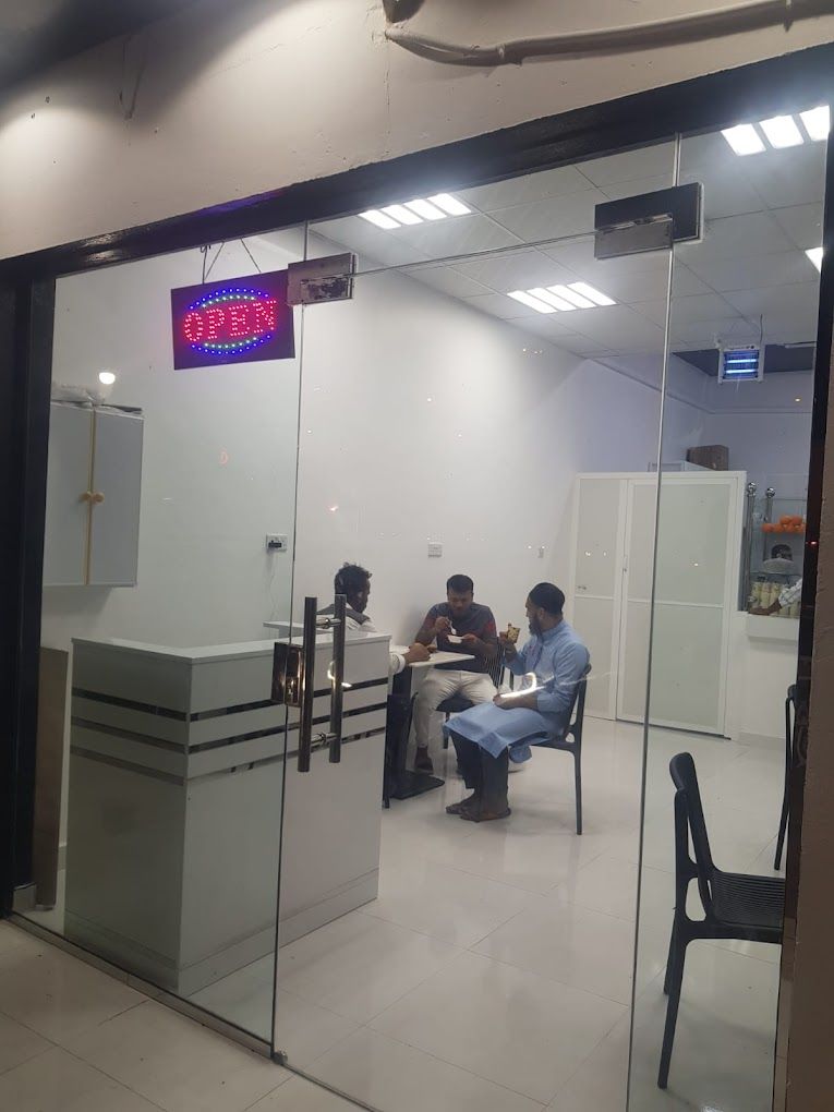 A photograph of Mumbai Fast Food