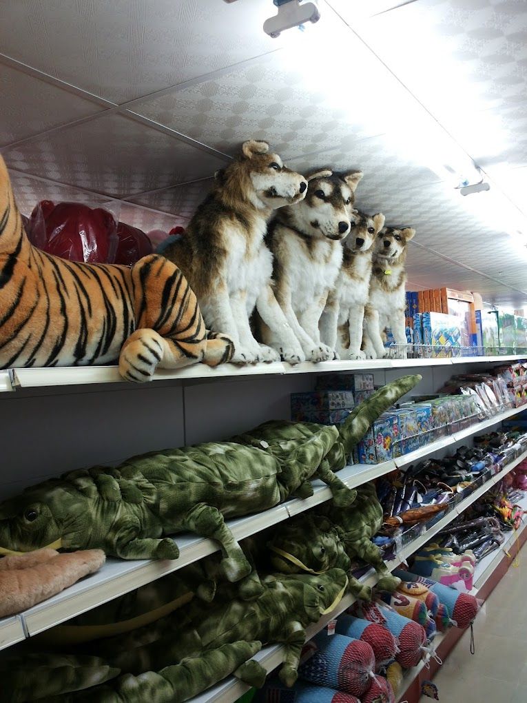 A photograph of National Markets for shopping & Gifts