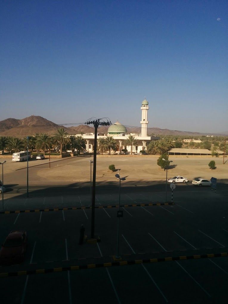 A photograph of Sultan Qaboos Mosque in Ibra