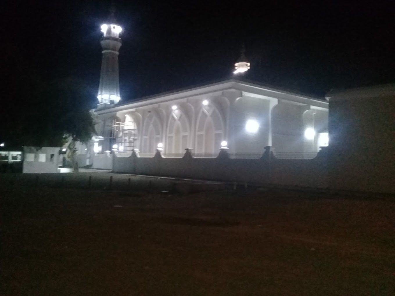 A photograph of Falaj Al-Awhi Mosque No. 189