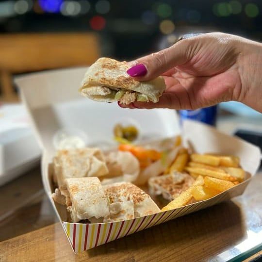 A photograph of Shawarma khanom