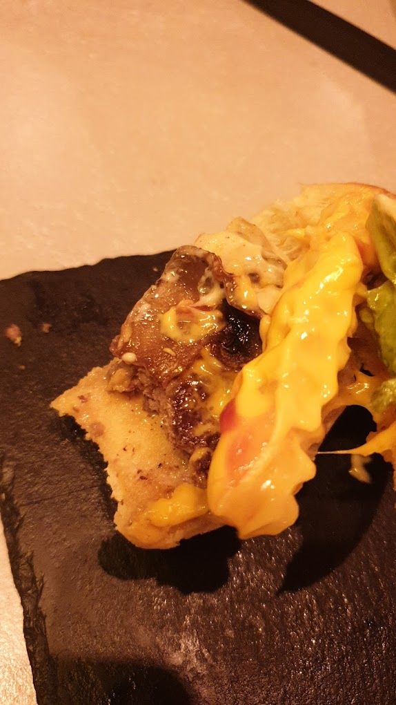 A photograph of Five min Burger