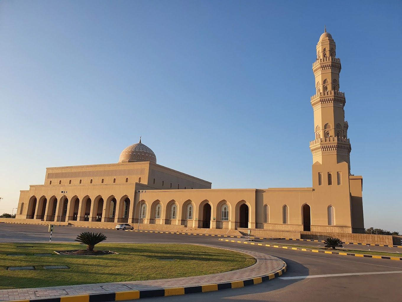 صورة لـ Sultan Qaboos Mosque in Suwaiq