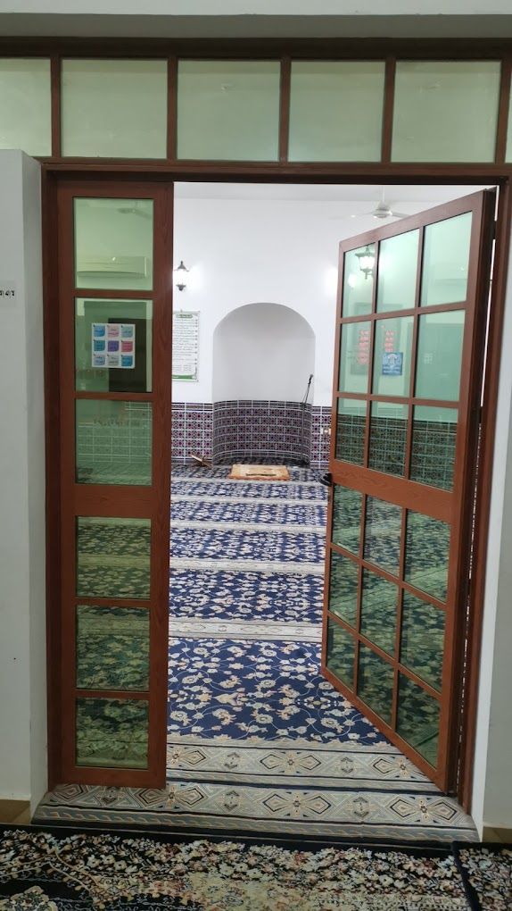 A photograph of Al Maha Gas Station Mosque