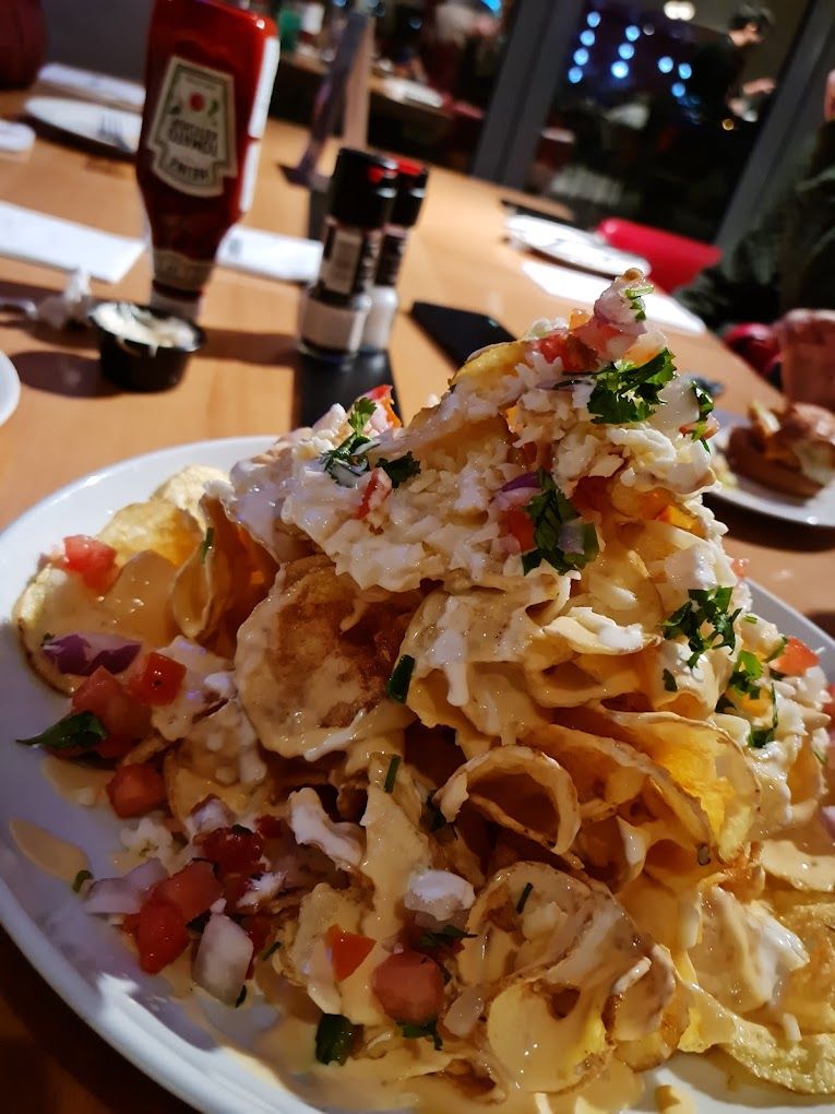 A photograph of TGI Friday's