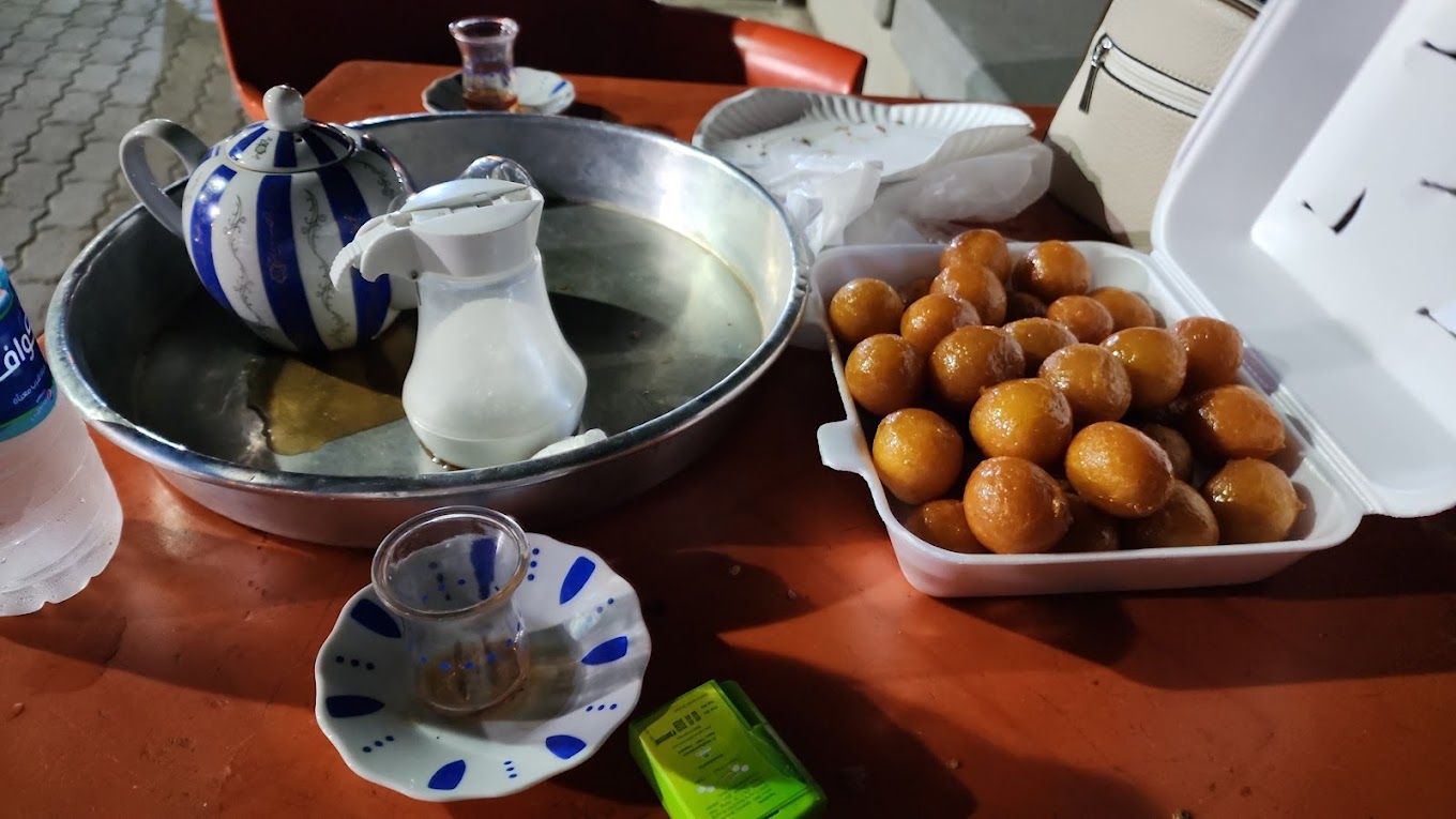 Suleiman Al-Shamimari  Al shaebii  cafe