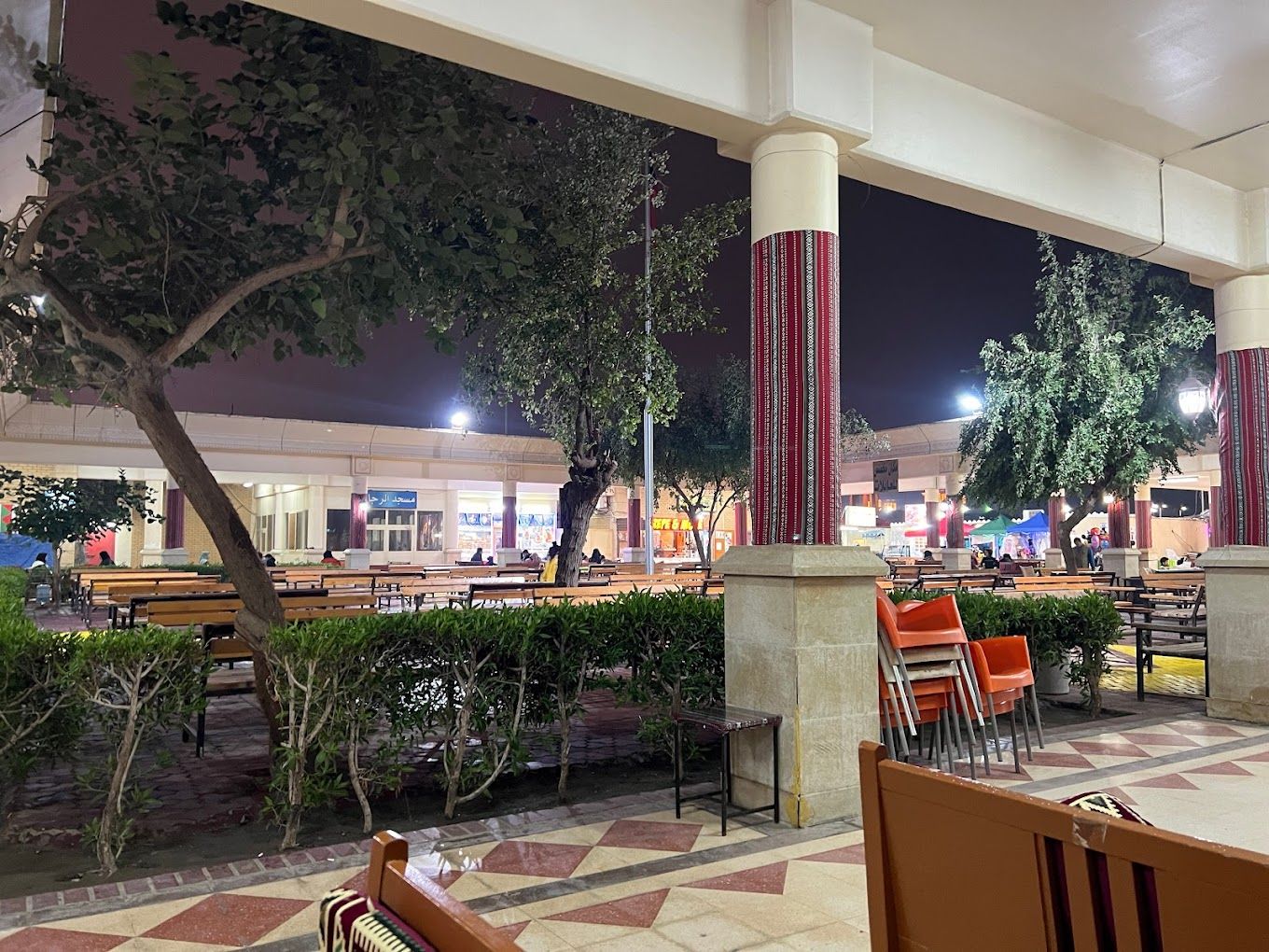 Suleiman Al-Shamimari  Al shaebii  cafe