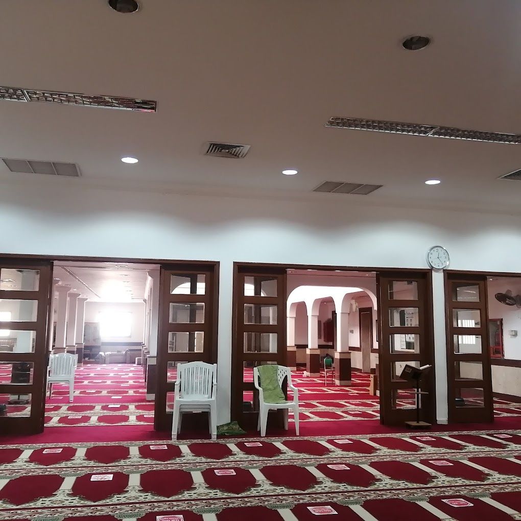 A photograph of Al-Ashaj Al-Mundhir Mosque
