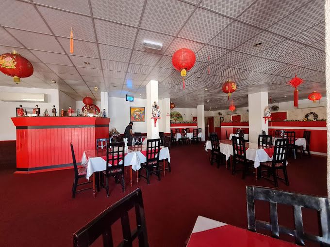 A photograph of chinese Cascade Restaurant